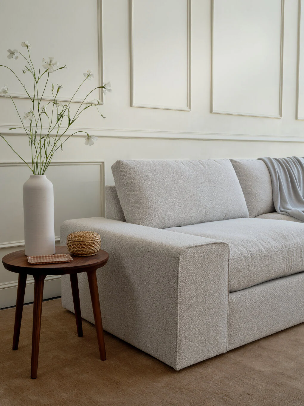 Blumen Chaise Sectional in Natural Latex - Image 4