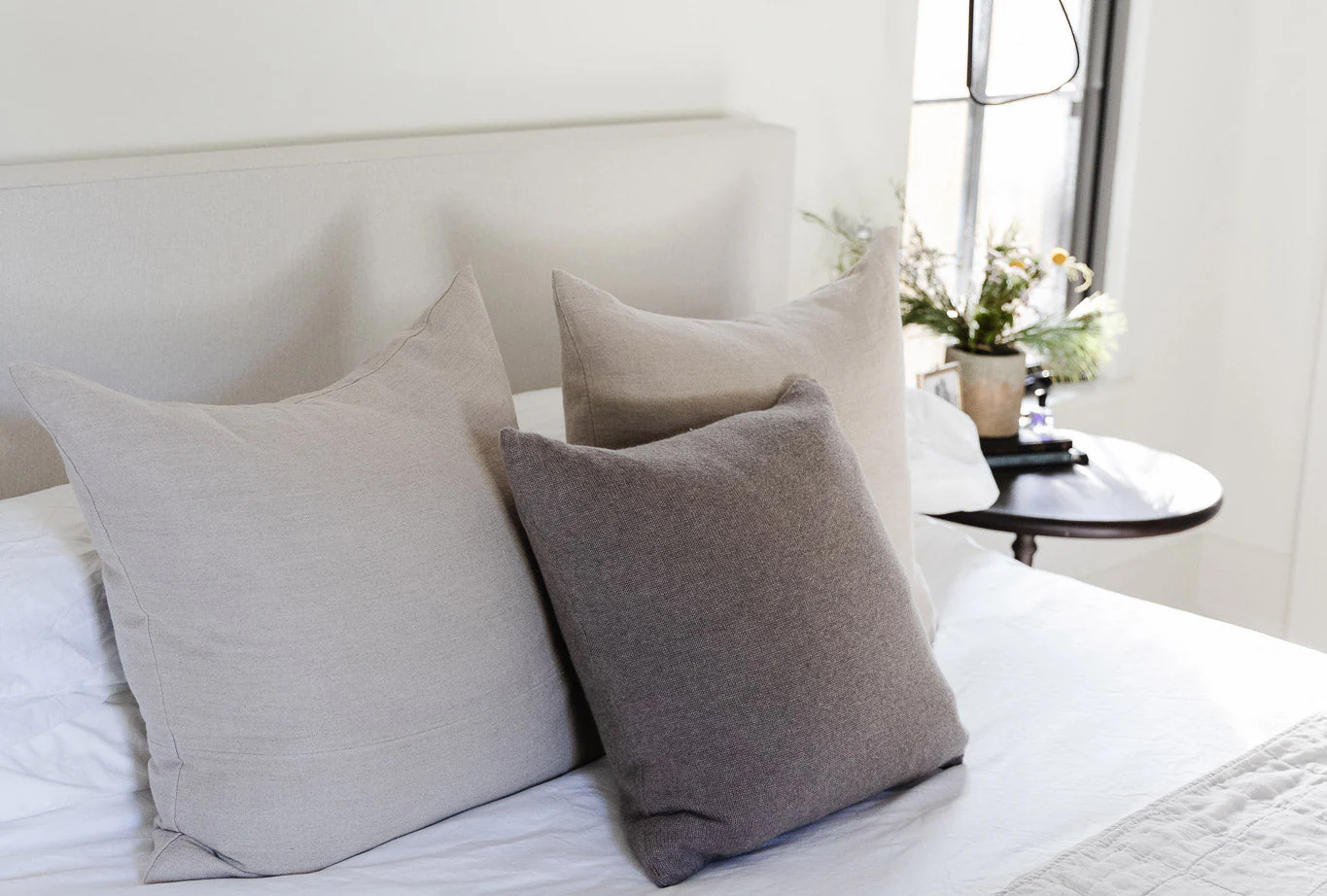 Bramo Bed in Natural Latex - Image 3