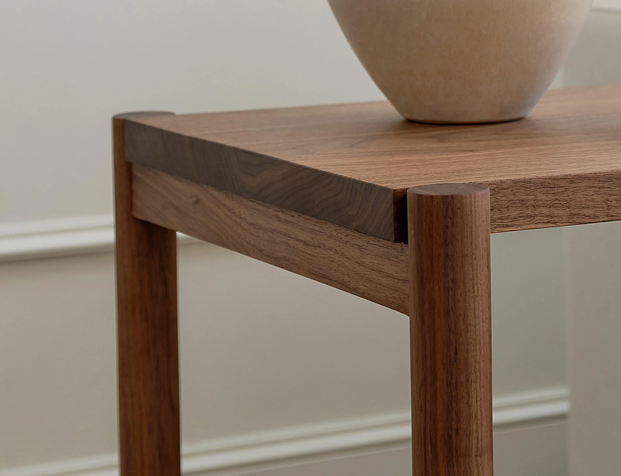 Iris Side Table - Image 4
