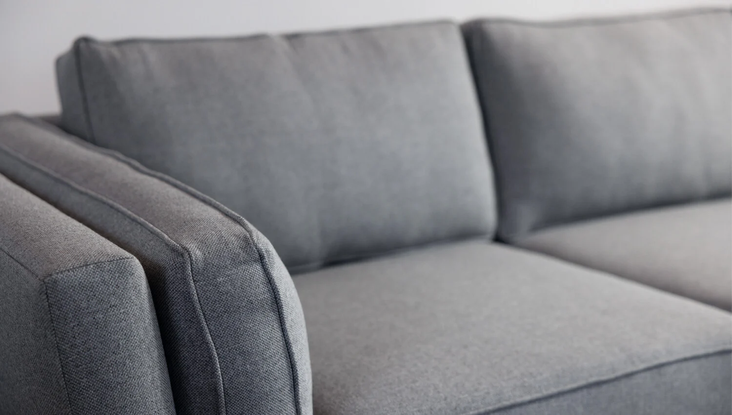 Kirnik Sofa in Natural Latex - Image 11