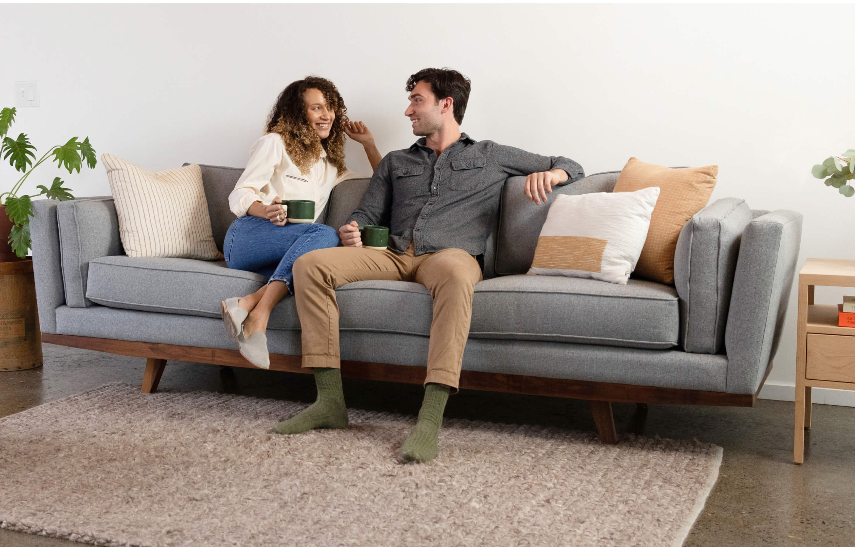 Kirnik Sofa in Natural Latex - Image 17